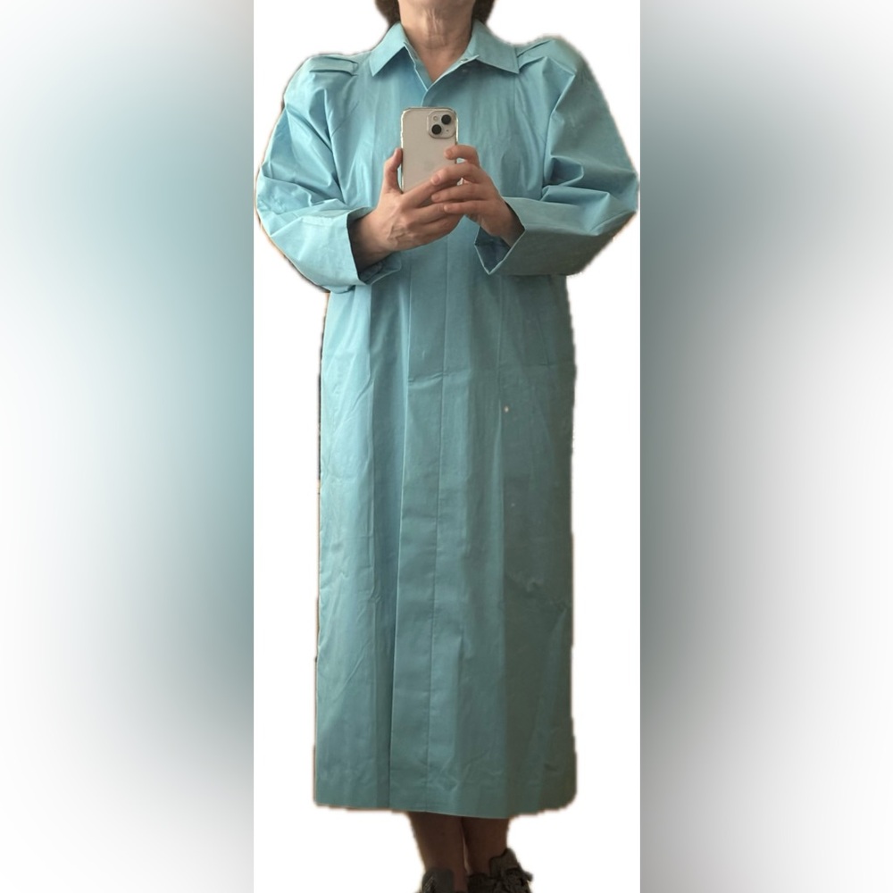 NWOT Women's Long Light Turquoise Trench Coat Size XL Made in Finland